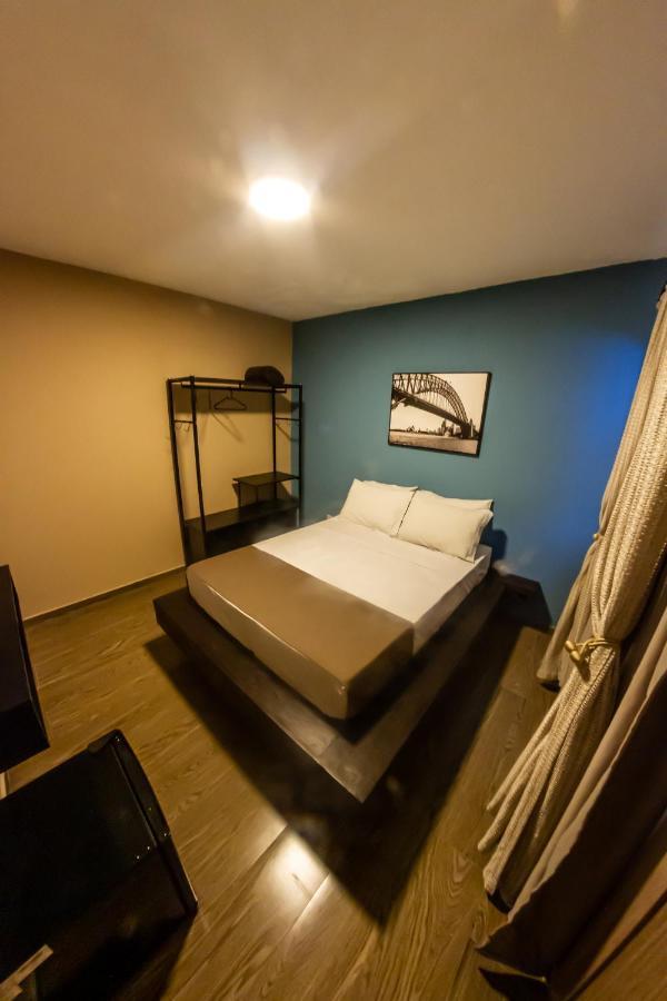 Hostel Bonabrigo & *